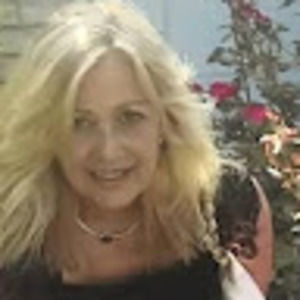 Meet your Posher, Shaye